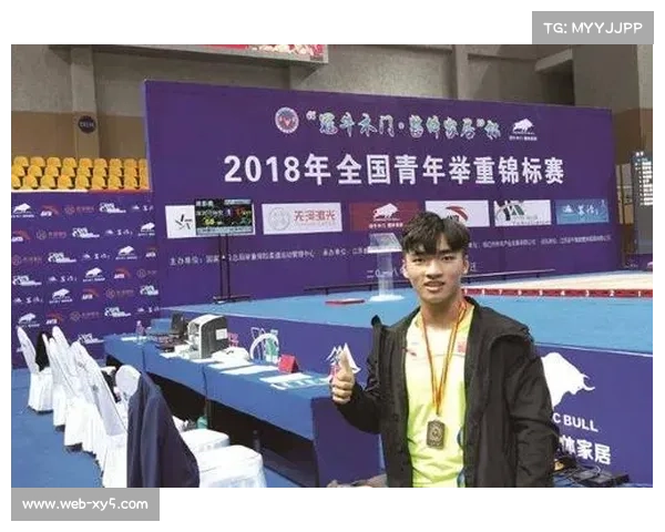 遵义开展举重知识讲座，奥运冠军示范教学点燃青少年热情